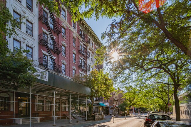 345-347 E 12th St in New York, NY - Building Photo - Building Photo