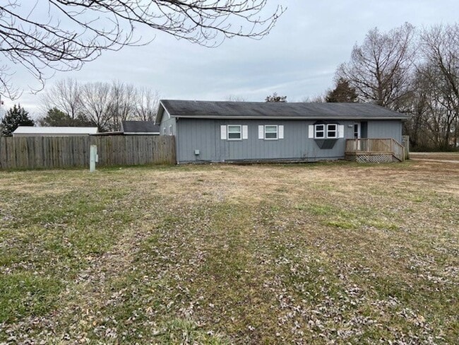 property at 934 Evergreen Ave