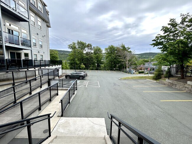 181 Hamilton Ave in St John's, NL - Building Photo - Building Photo