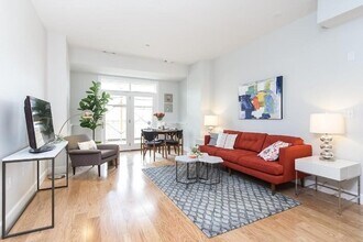 1501 Commonwealth Ave, Unit 311 in Brighton, MA - Building Photo - Building Photo