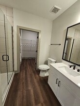 700 Craighead St in Berry Hill, TN - Foto de edificio - Building Photo