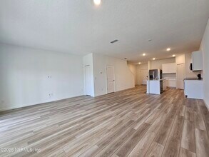 1693 Garden Grove Ct in Jacksonville, FL - Building Photo - Building Photo