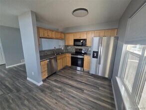 13275 Holly St in Thornton, CO - Building Photo - Building Photo