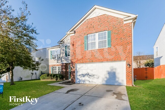 5508 Hammermill Dr in Harrisburg, NC - Foto de edificio - Building Photo