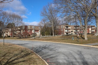 Folly Hill Meadows in Beverly, MA - Foto de edificio - Building Photo