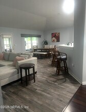 105 Johns Glen Dr in Jacksonville, FL - Building Photo - Building Photo
