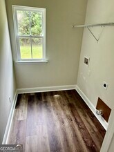 85 Lake Lily Dr in Richmond Hill, GA - Building Photo - Building Photo
