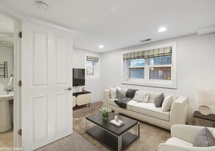 1937 N Dayton St in Chicago, IL - Building Photo - Building Photo