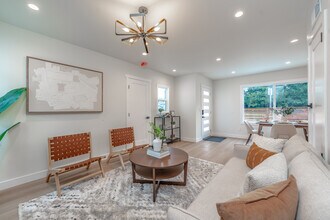 8629 Guthrie Ave in Los Angeles, CA - Building Photo - Building Photo