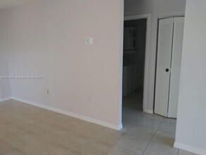 428 Hunter Cir in Kissimmee, FL - Building Photo - Building Photo