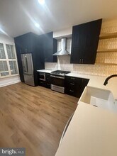 1516 N Colonial Terrace in Arlington, VA - Building Photo - Building Photo