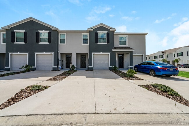 1594 Colt Creek Pl in Wesley Chapel, FL - Building Photo - Building Photo