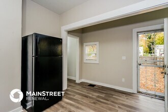 1105 S 32nd St in Louisville, KY - Foto de edificio - Building Photo