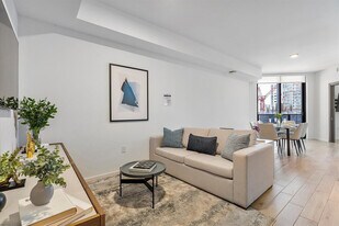 398 NE 5th St, Unit SI ID1372287P in Miami, FL - Building Photo