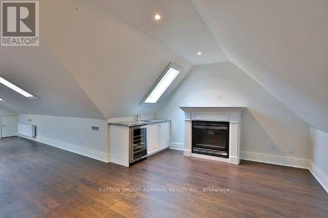 15 Highbourne Rd in Toronto, ON - Building Photo - Building Photo