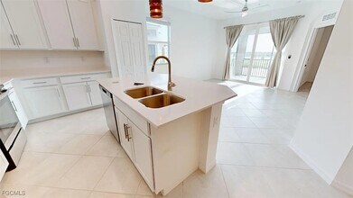 43989 Boardwalk Loop, Unit 2022 in Punta Gorda, FL - Building Photo - Building Photo