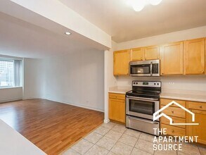 211 E Ohio St, Unit 1909 in Chicago, IL - Foto de edificio - Building Photo