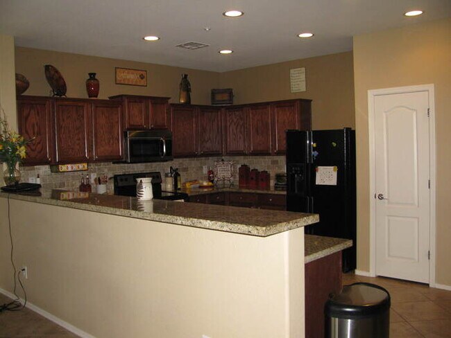 13241 W Creosote Dr in Peoria, AZ - Building Photo - Building Photo