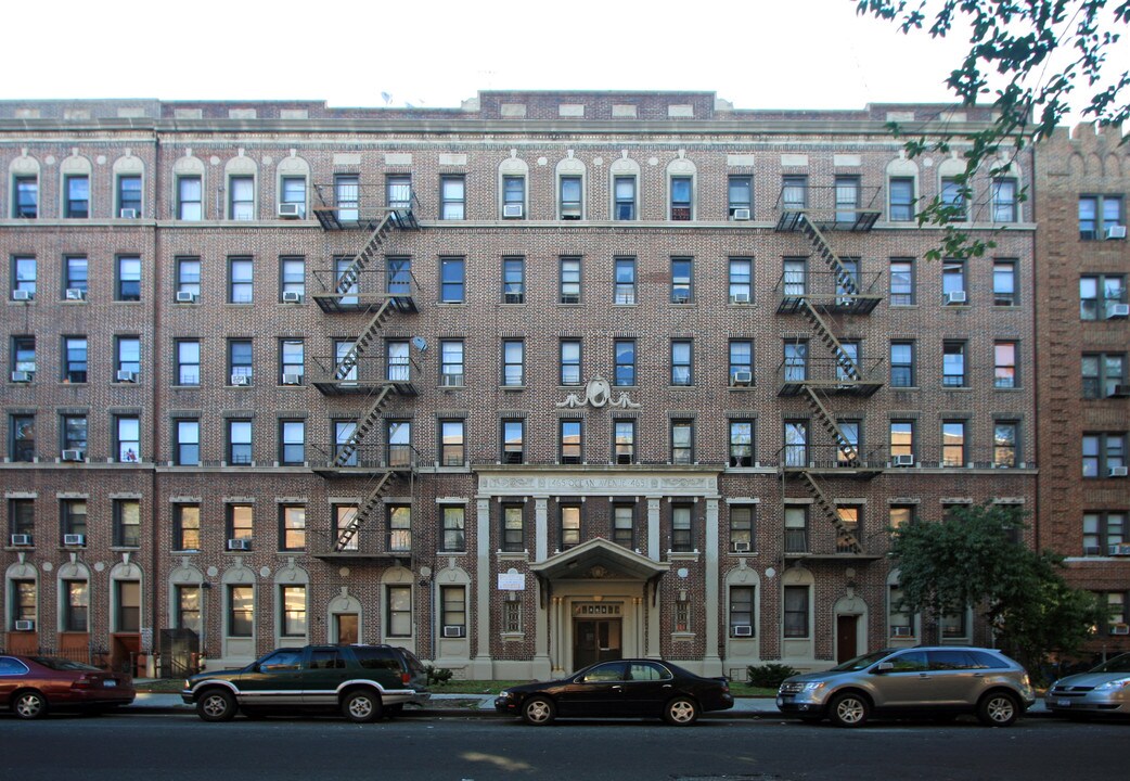 Quintess Apartments Brooklyn Ny Apartments
