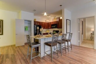 Volar in San Antonio, TX - Building Photo - Building Photo