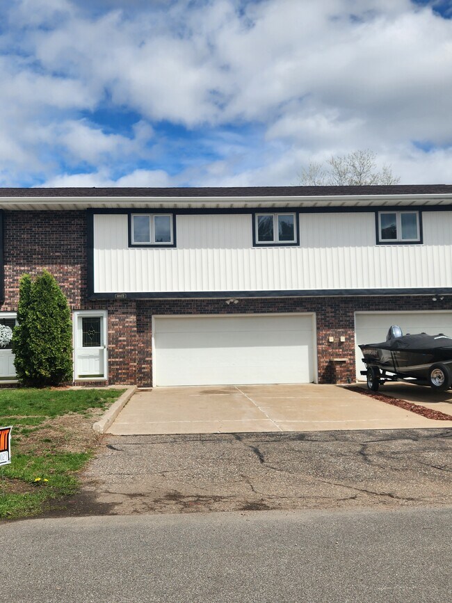 6007 Eric St Rentals in Weston, WI