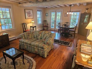 4 Old Cat Rock Rd in Garrison, NY - Building Photo - Building Photo