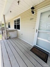 1100 Shoreline Dr in Gulf Breeze, FL - Building Photo - Building Photo