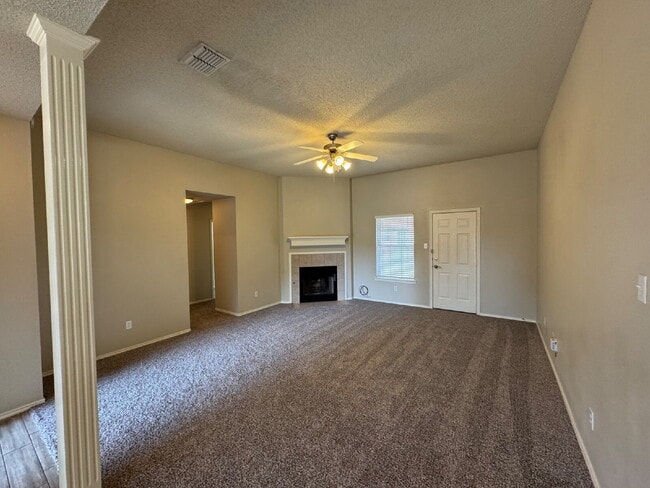 6811 6th St in Lubbock, TX - Building Photo - Building Photo