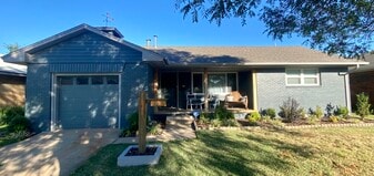 10616 Greystone Ave in The Village, OK - Building Photo