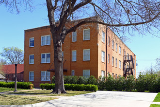 The Logan in Norman, OK - Building Photo - Building Photo