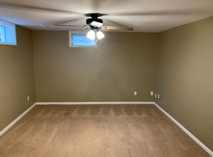 10 Lawrence Dr in Fayette, MO - Building Photo - Building Photo