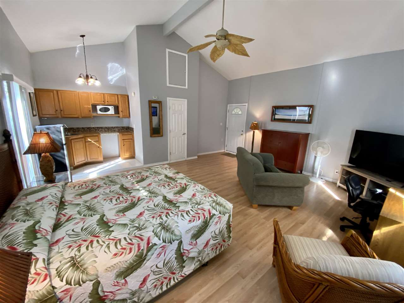 13 Waikalani Pl in Kihei, HI - Building Photo