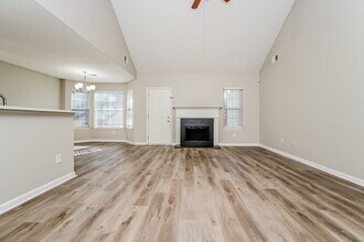 1567 Isleworth Cir in Atlanta, GA - Building Photo - Building Photo