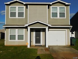 3146 Castlecreek Dr SW in Madison, AL - Building Photo