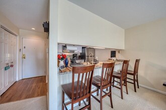 308 Carlton Ln in Rocky Hill, CT - Building Photo - Building Photo