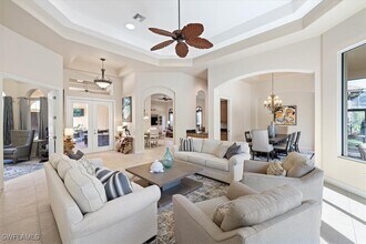 9094 Sahalee Ct in Naples, FL - Building Photo - Building Photo