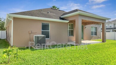 300 Mossyrock Ave in Winter Garden, FL - Building Photo - Building Photo