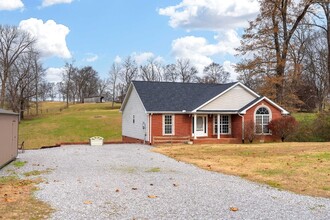 1024 Emerald Valley Dr, Unit 2033 in Castalian Springs, TN - Building Photo - Building Photo