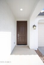 815 W Finch Dr in Queen Creek, AZ - Building Photo - Building Photo