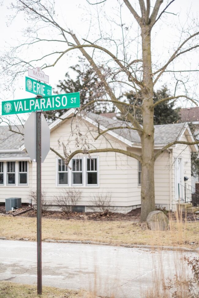 308 Erie St in Valparaiso, IN - Building Photo - Building Photo