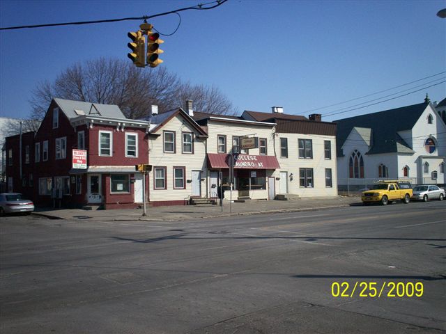 447 Washington Ave in Albany, NY - Foto de edificio - Building Photo