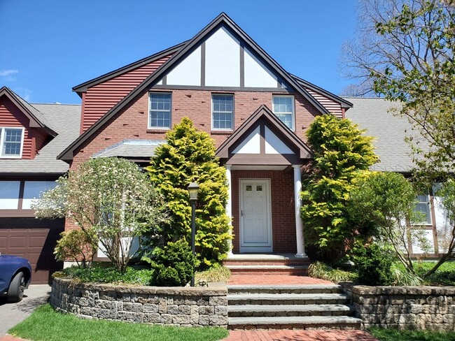 property at 39 Oak St