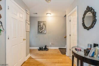 18 Henry St in New Brunswick, NJ - Building Photo - Building Photo