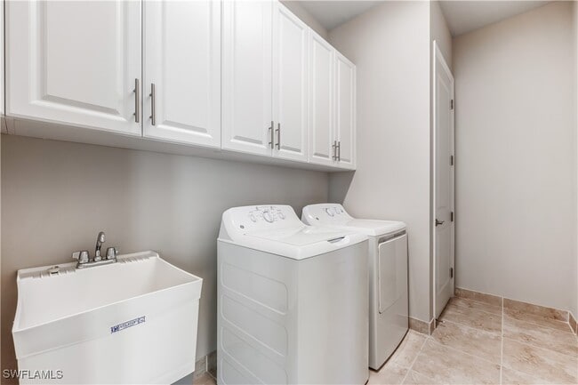 property at 11847 Hydrangea Pl