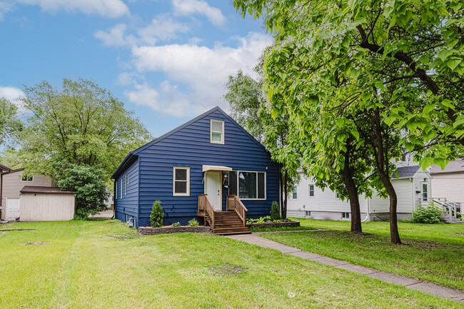 property at 1031 College St N