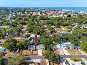 14744 Sunset Dr in Largo, FL - Building Photo - Building Photo