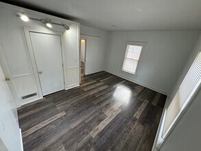 1006 Fremont St, Unit 1 in Manhattan, KS - Building Photo - Building Photo