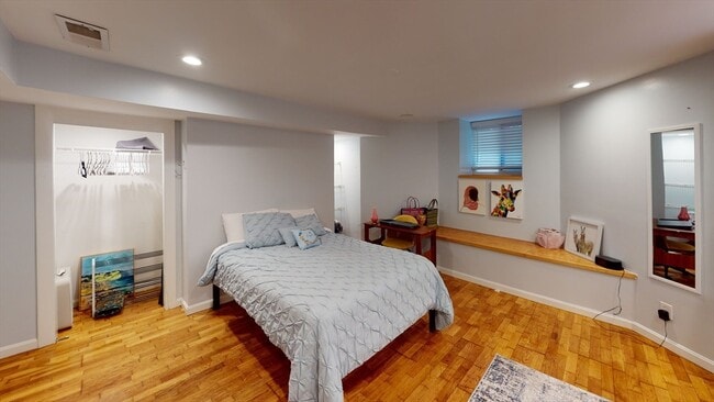 11 Orkney Rd, Unit 2