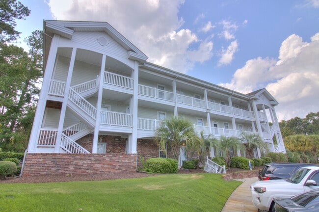 property at 682 Riverwalk Dr