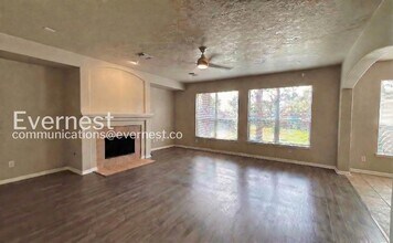 6411 Sparrows Glen Ln in Spring, TX - Building Photo - Building Photo